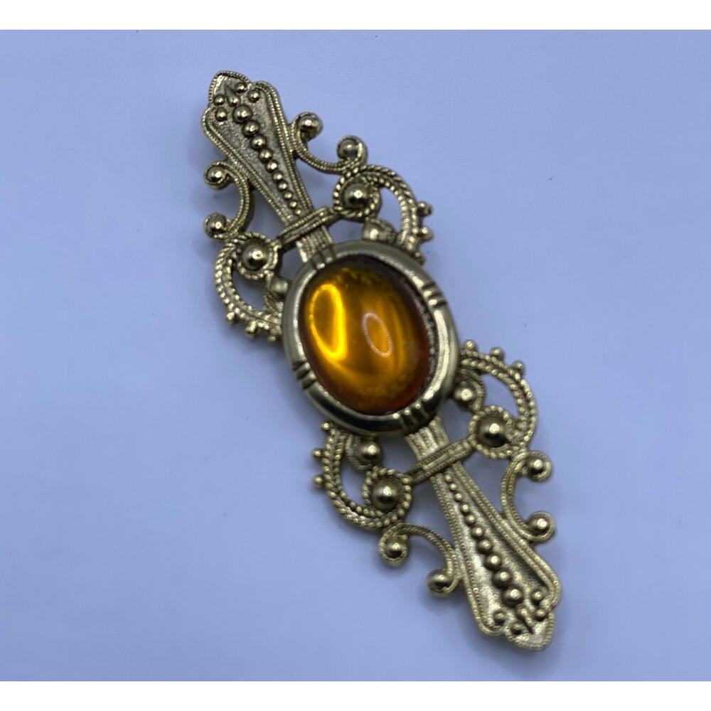 Vintage Gold Tone Brooch w. Citrine/Amber Stone